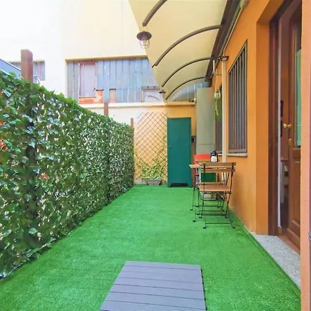 Apartment Open Space Davanti Metro - Centro